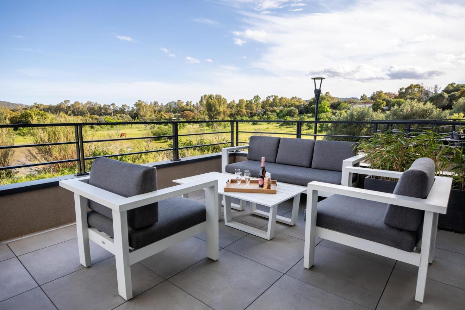 La Cle Terrasse, Proche Port,Centre, Parking,Clim Apartment ปอร์โต-เวคคีโอ ภายนอก รูปภาพ